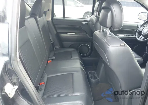 2014 Jeep Compass Latitude z USA, uszkodzony, nr VIN 1C4NJCEB0ED880924